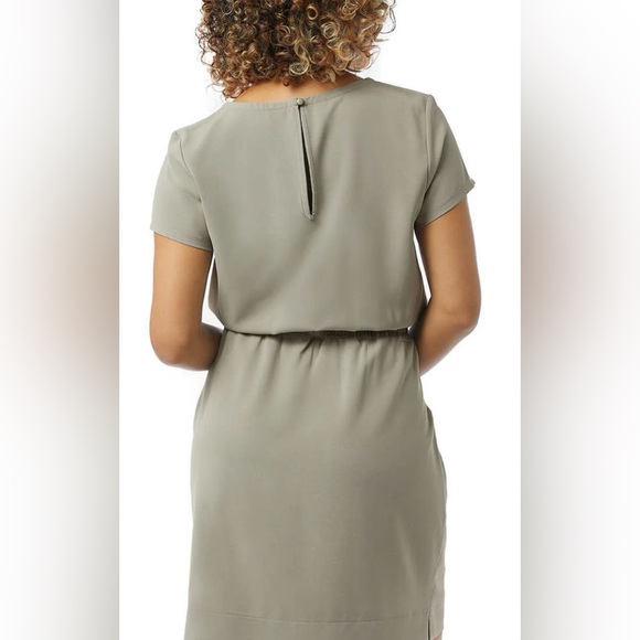 32 Degrees Cool Ladies' Twill Dress. NWOT - Picture 2 of 3